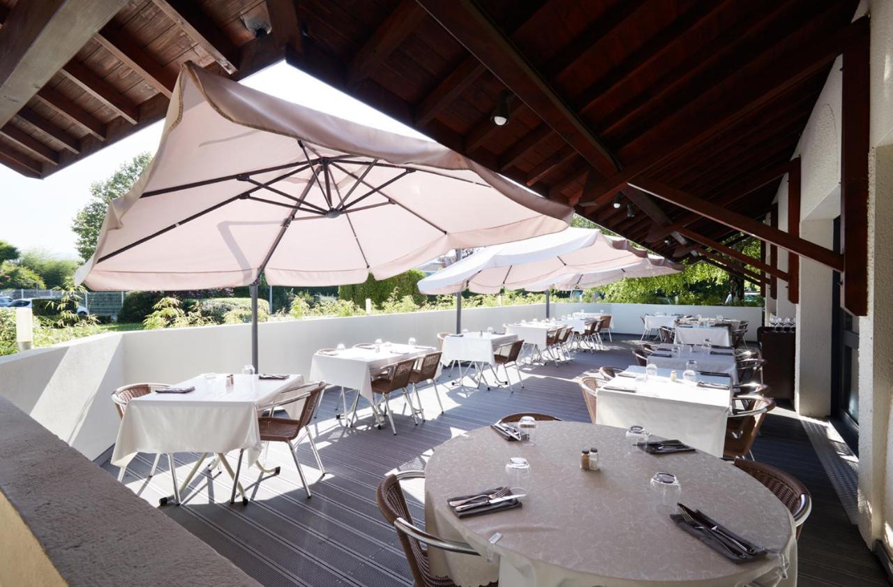 Logis Des Trois Massifs Hotel Claix  Exterior photo