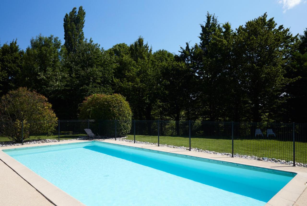 Logis Des Trois Massifs Hotel Claix  Exterior photo