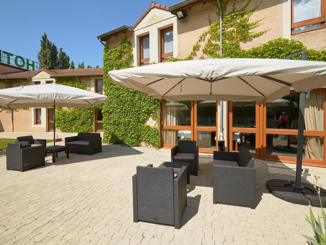 Logis Des Trois Massifs Hotel Claix  Exterior photo