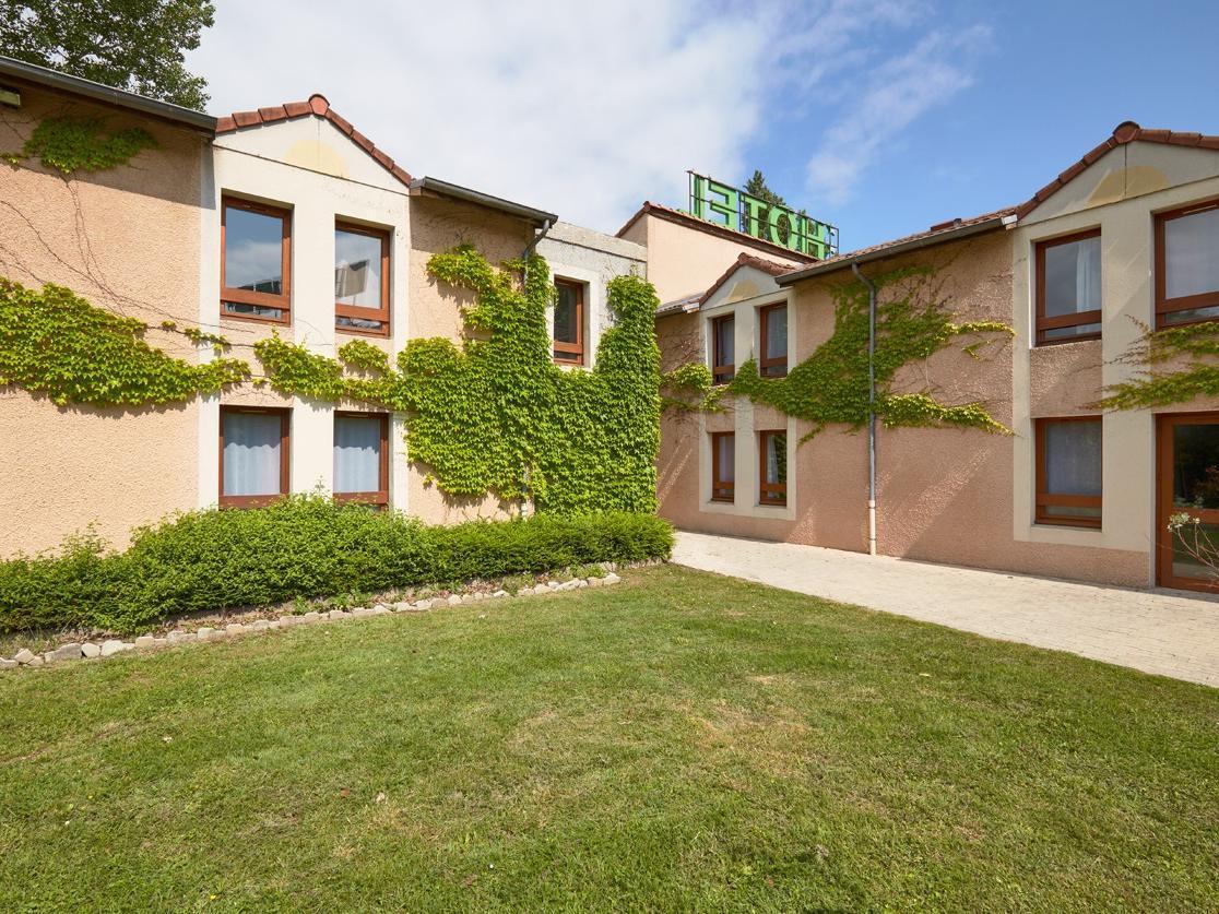 Logis Des Trois Massifs Hotel Claix  Exterior photo